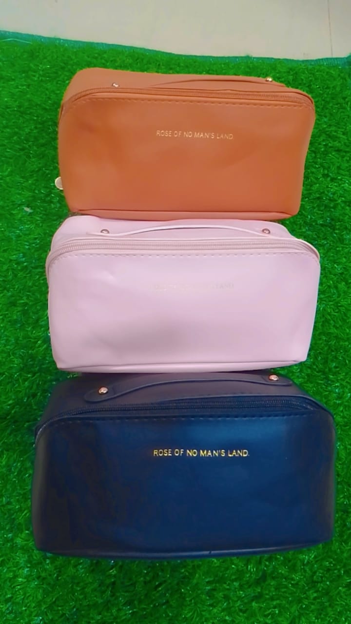 Large Capacity Travel Cosmetic Bag – Synthetic Leather Makeup & Toiletry Organizer